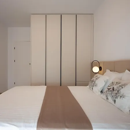 Vienna One Sunset Crib Lägenhet Timişoara