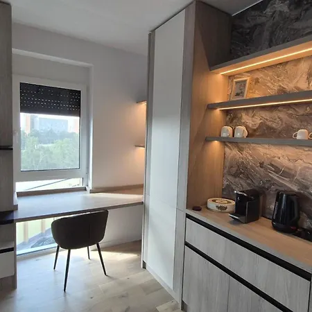 Vienna One Sunset Crib Apartamento *
