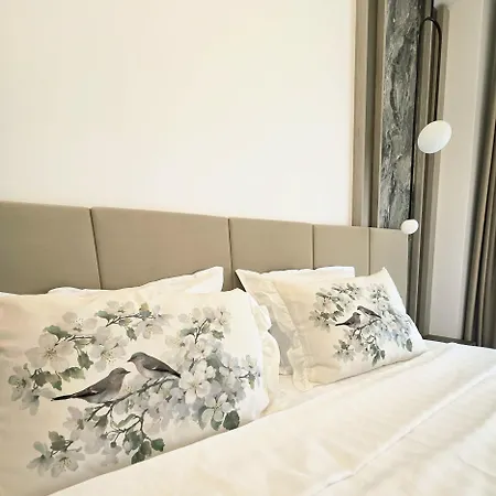 Lägenhet Vienna One Sunset Crib