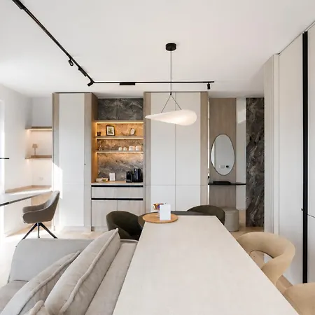 Lägenhet Vienna One Sunset Crib